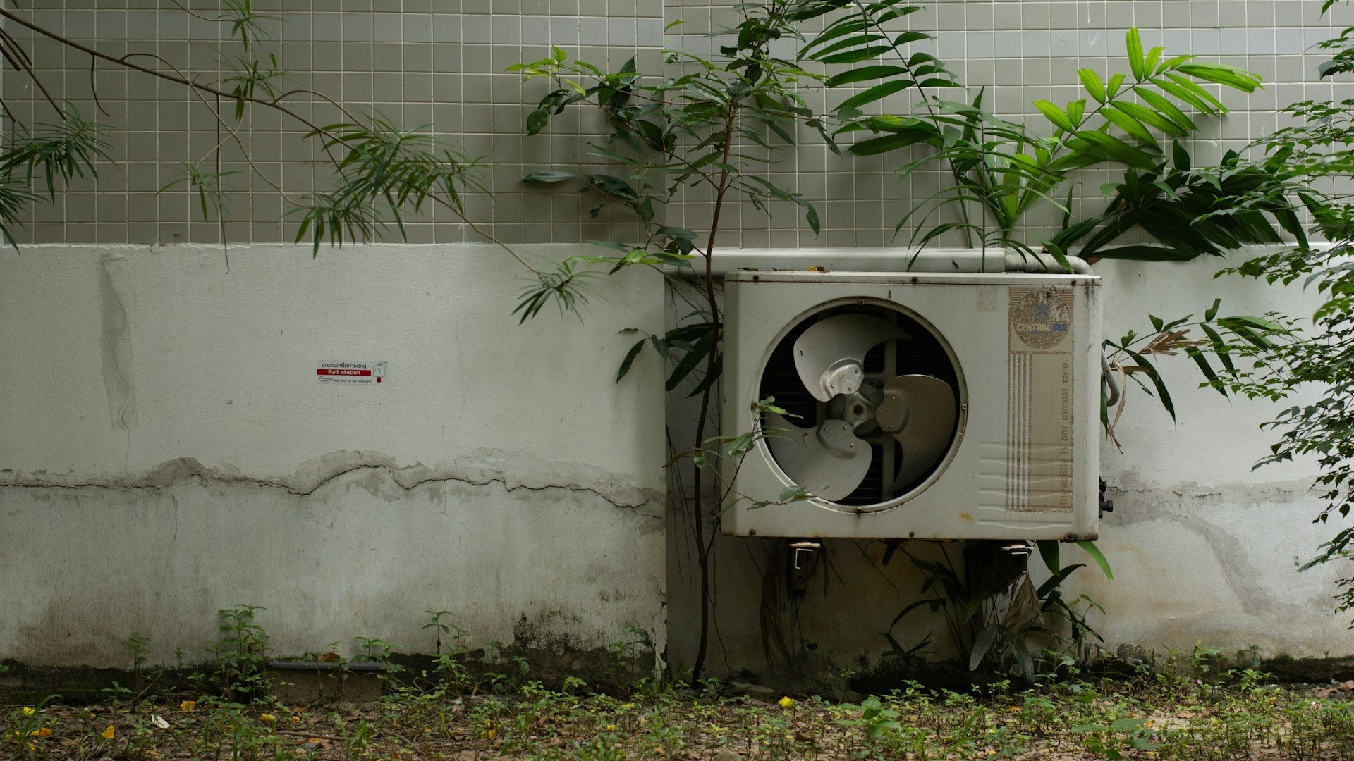 Portable Air Conditioners Powered by Solar Energy